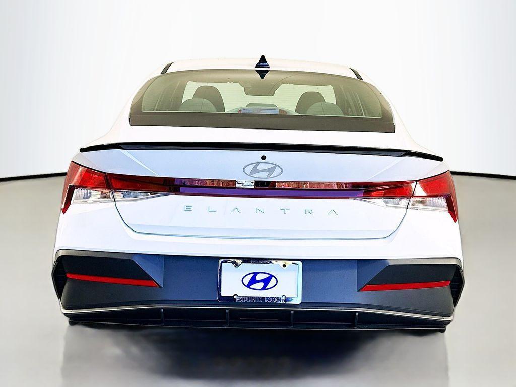 new 2025 Hyundai Elantra car, priced at $25,620