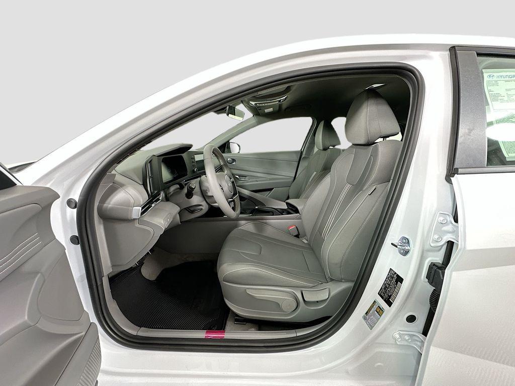 new 2025 Hyundai Elantra car, priced at $25,620