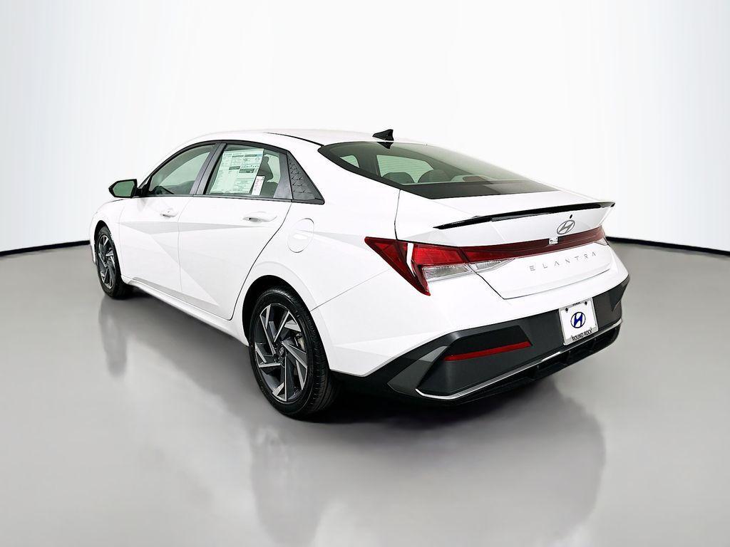 new 2025 Hyundai Elantra car, priced at $25,620