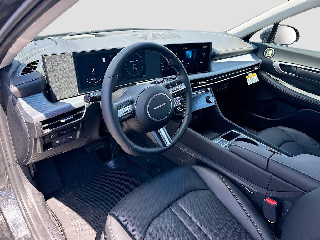 new 2025 Hyundai Sonata Hybrid car, priced at $39,475