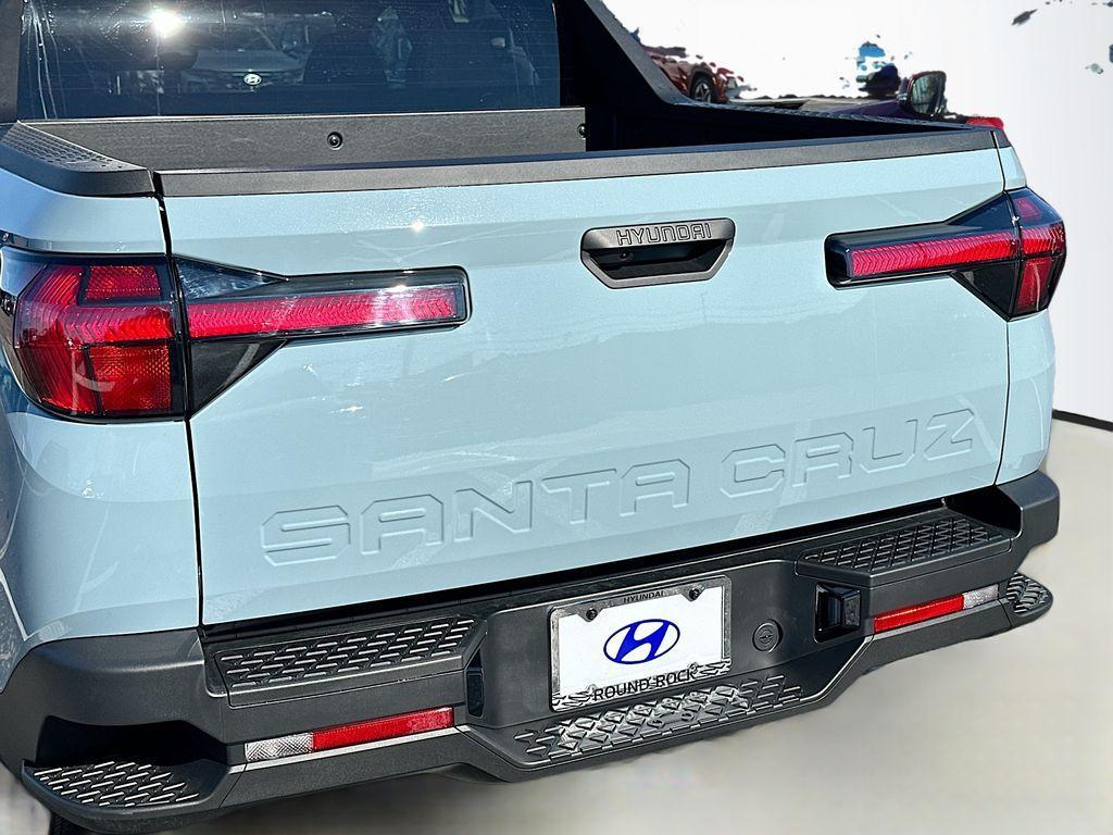 new 2025 Hyundai Santa Cruz car, priced at $30,850