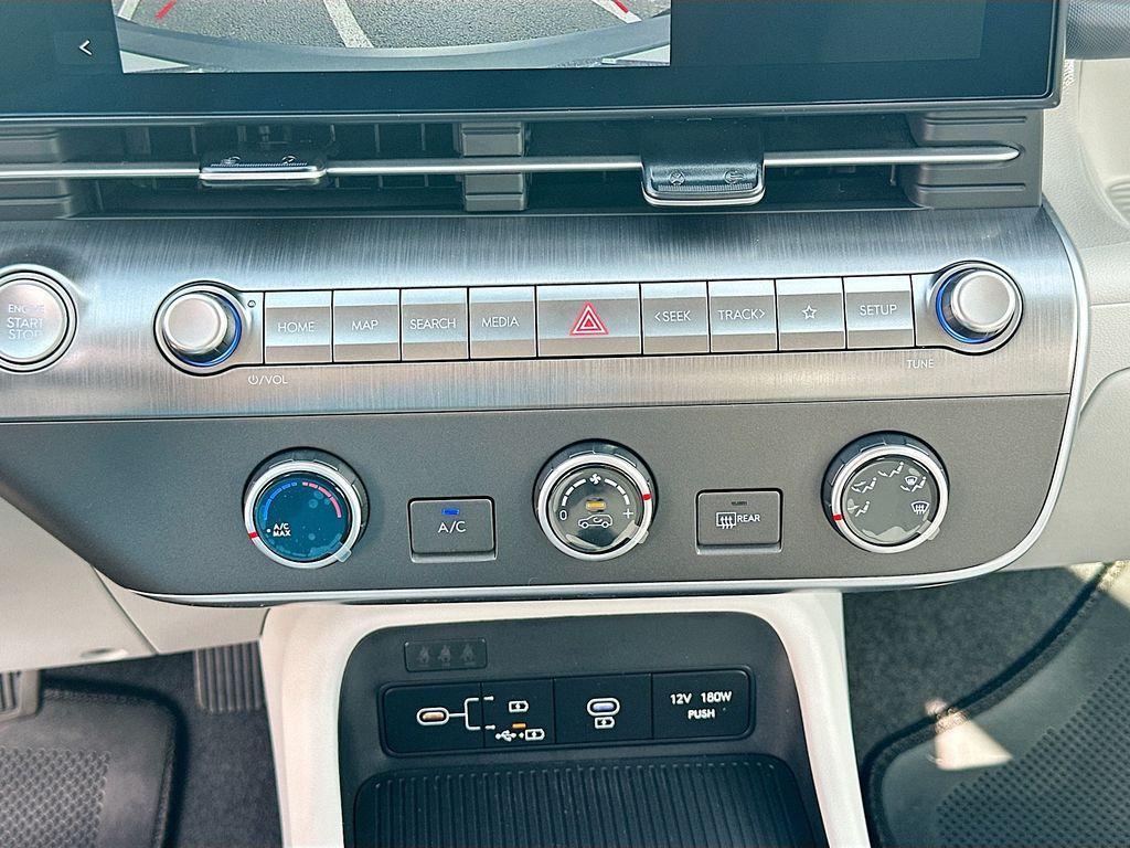 new 2025 Hyundai Kona car, priced at $27,080