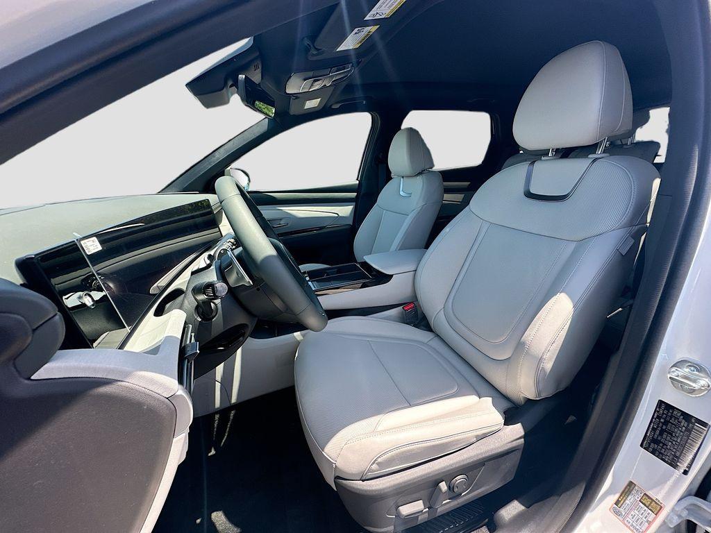 new 2025 Hyundai TUCSON Hybrid car, priced at $43,860
