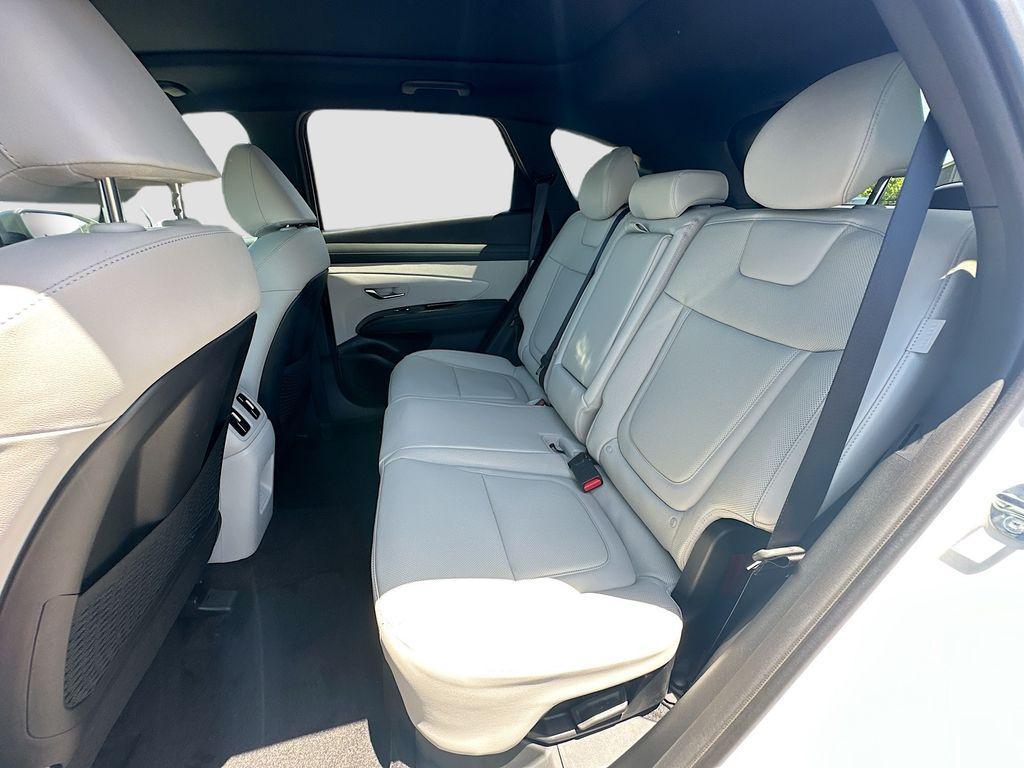 new 2025 Hyundai TUCSON Hybrid car, priced at $43,860