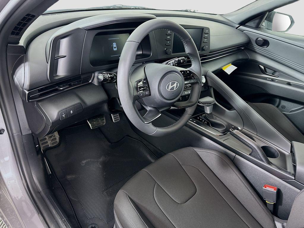 new 2025 Hyundai Elantra car, priced at $25,085