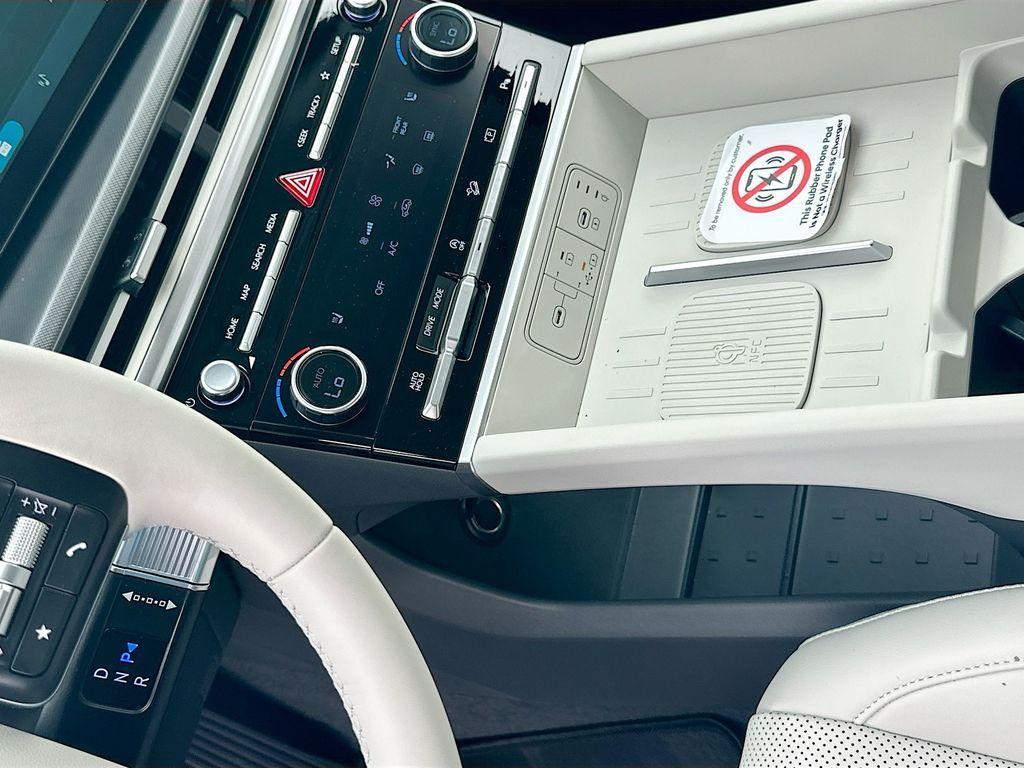 new 2025 Hyundai Santa Fe car, priced at $39,704