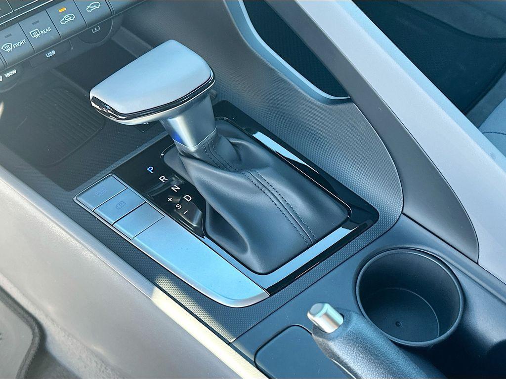 new 2025 Hyundai Elantra car, priced at $24,885