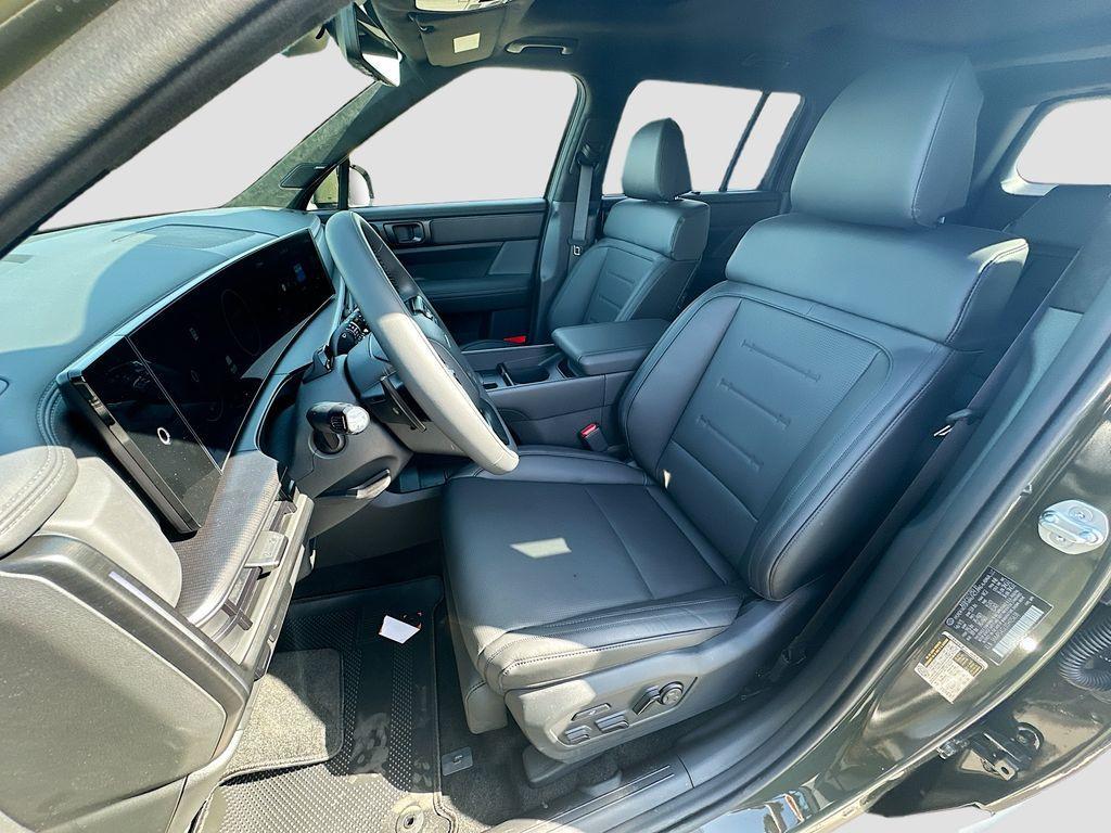 new 2025 Hyundai Santa Fe car, priced at $49,155