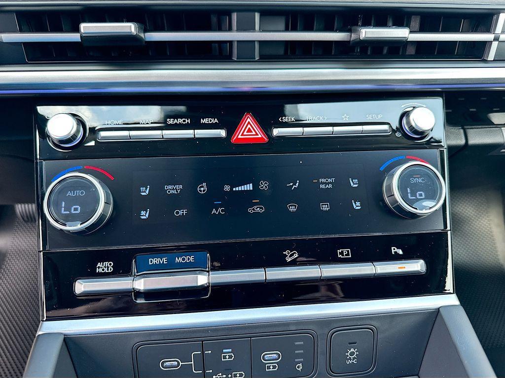 new 2025 Hyundai SANTA FE HEV car, priced at $47,000