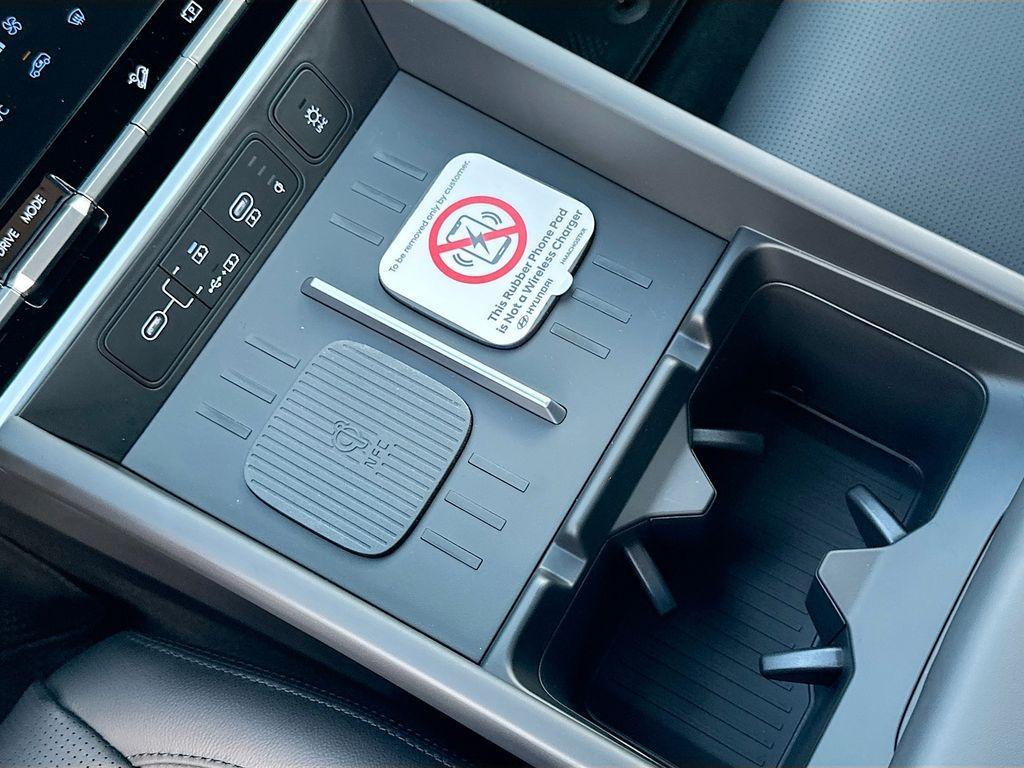 new 2025 Hyundai SANTA FE HEV car, priced at $47,000