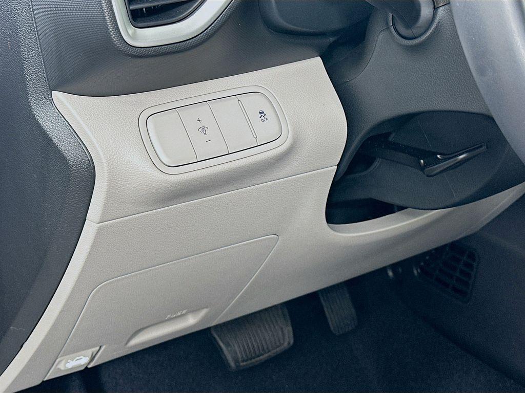 used 2025 Hyundai Venue car, priced at $22,631