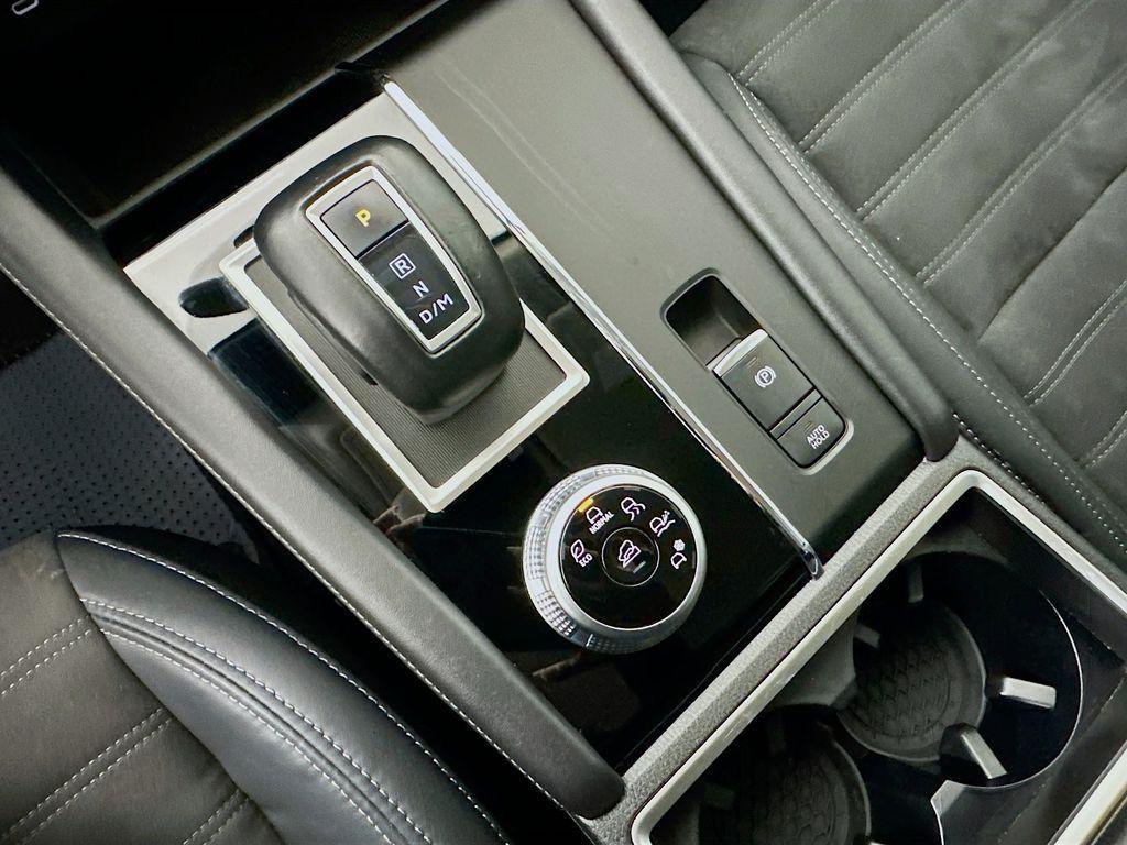 used 2023 Mitsubishi Outlander car, priced at $22,750