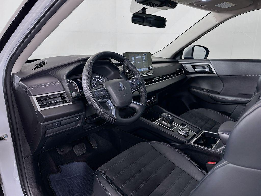 used 2023 Mitsubishi Outlander car, priced at $22,750
