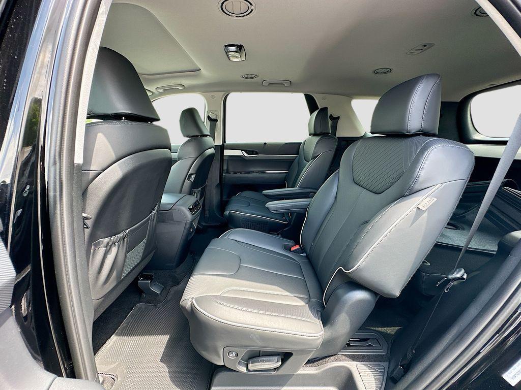 new 2025 Hyundai Palisade car, priced at $45,265