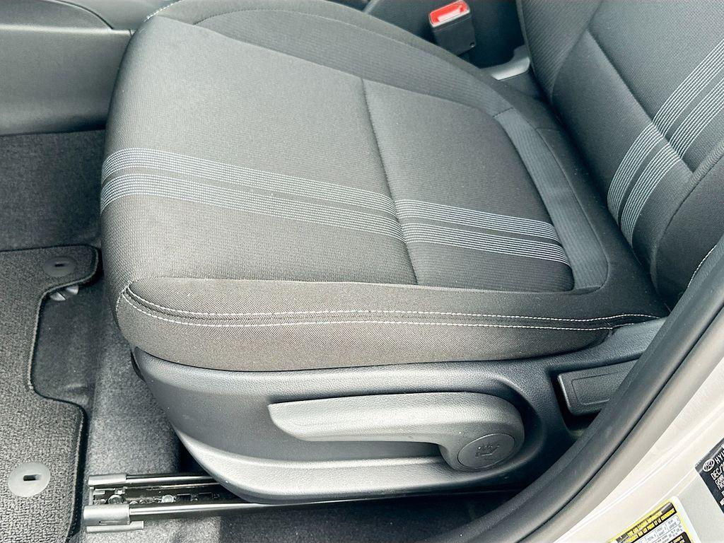 new 2025 Hyundai Venue car, priced at $24,080
