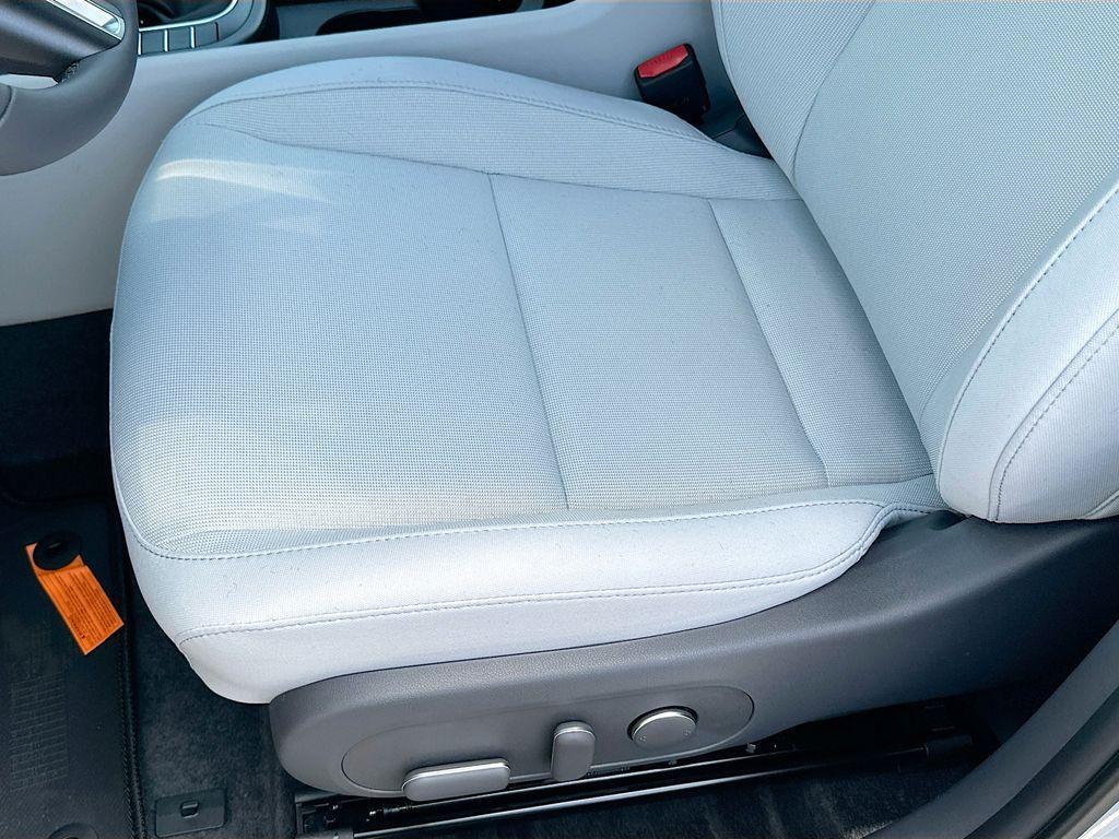 new 2025 Hyundai Kona car, priced at $28,584