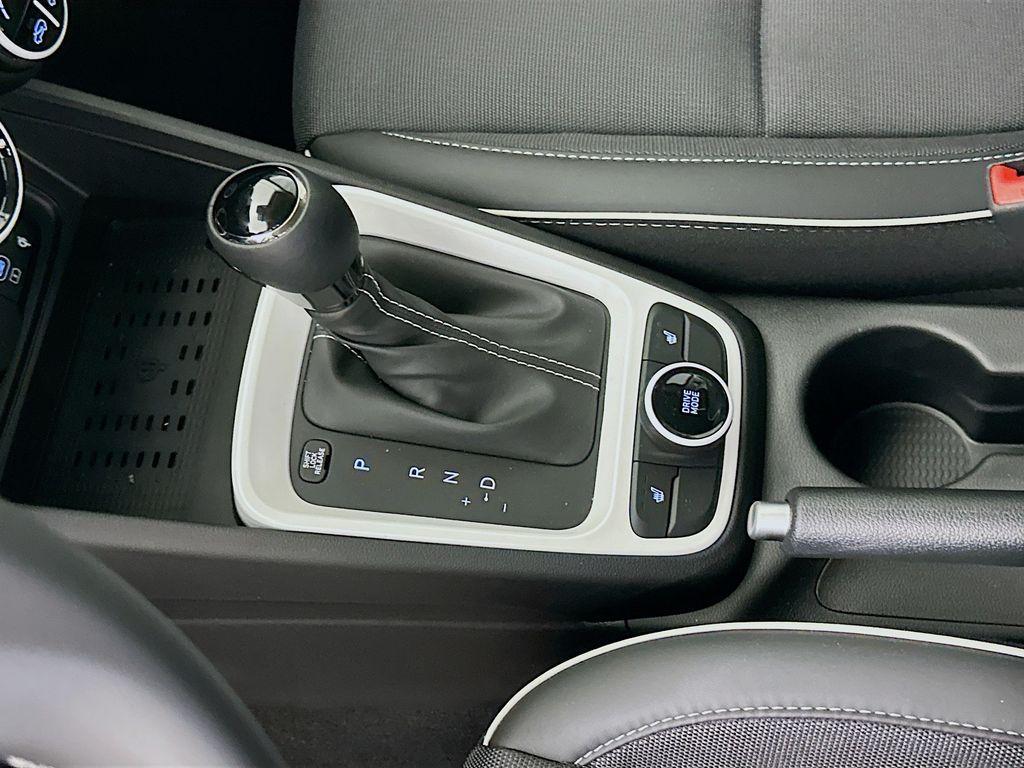 new 2025 Hyundai Venue car, priced at $25,625