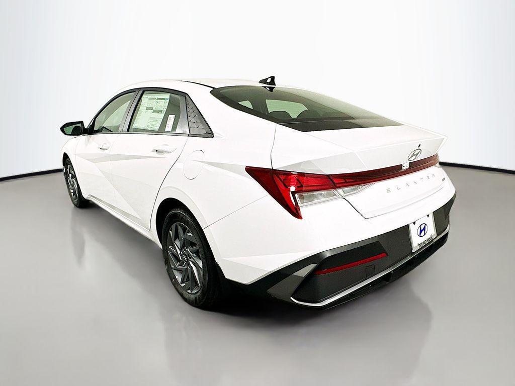 new 2025 Hyundai ELANTRA HEV car, priced at $27,805
