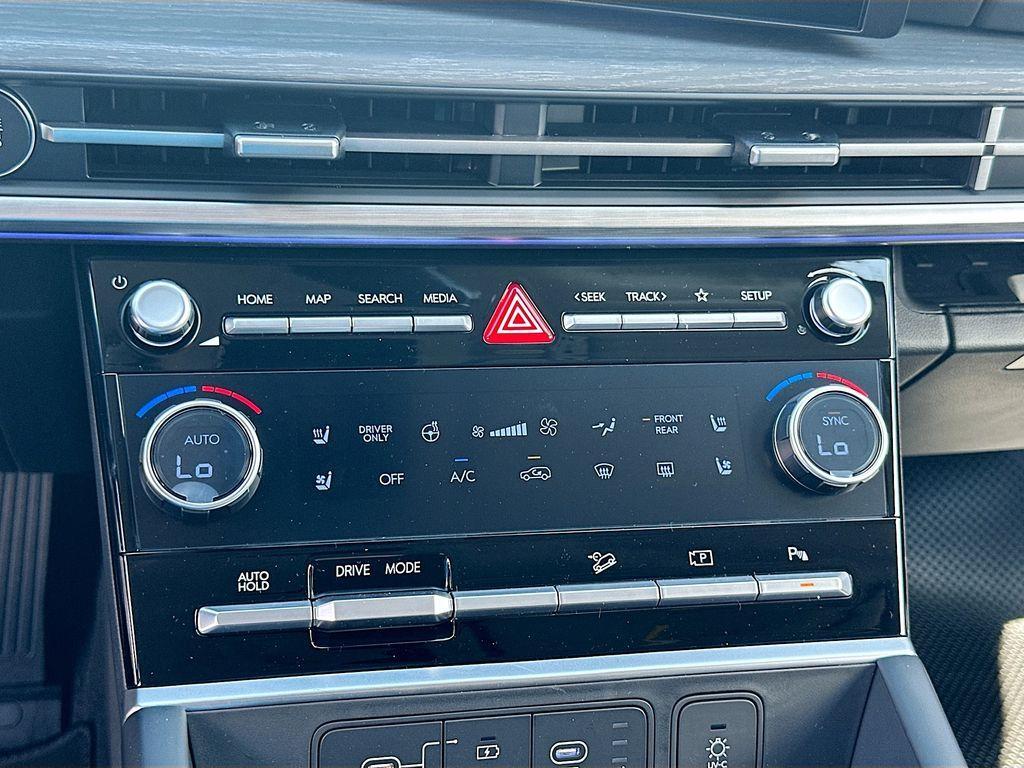 new 2025 Hyundai SANTA FE HEV car, priced at $47,305