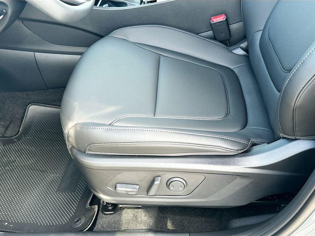 new 2025 Hyundai SANTA CRUZ car, priced at $32,585