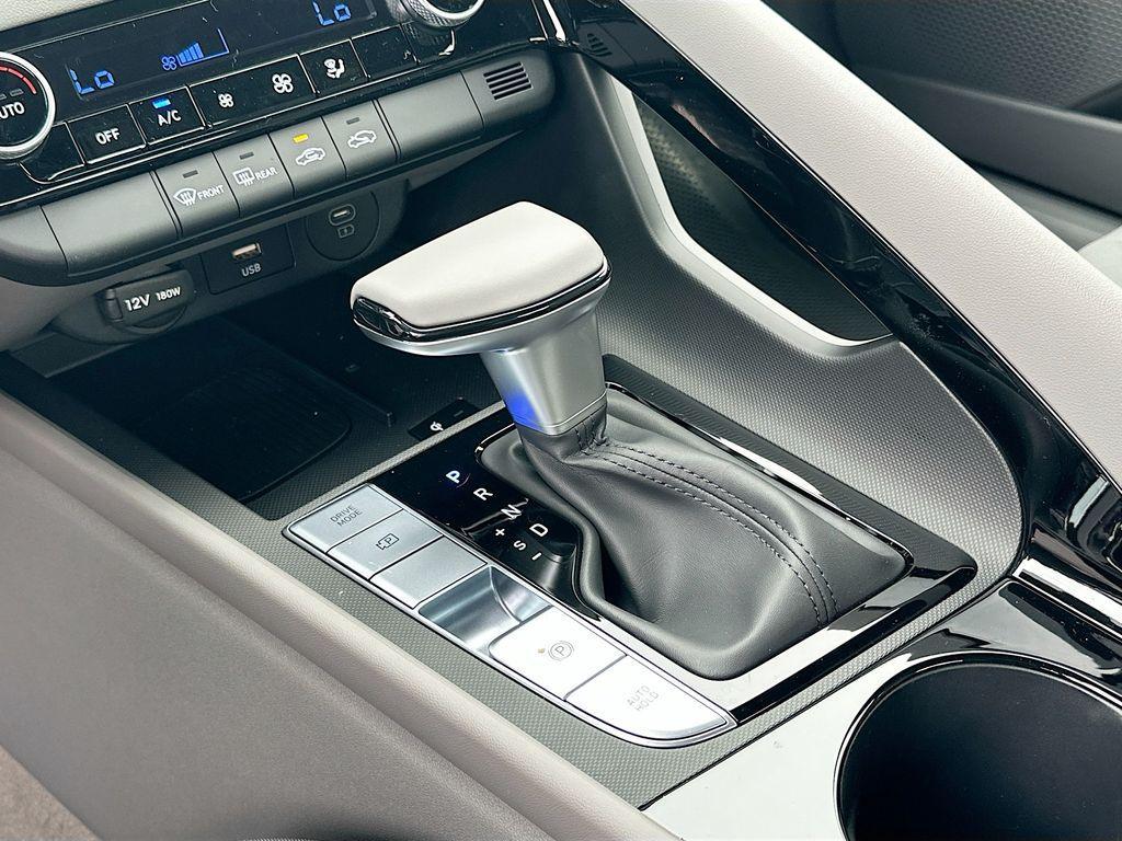 new 2025 Hyundai ELANTRA HEV car, priced at $29,185