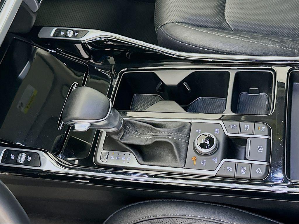 used 2021 Kia Sorento car, priced at $25,300