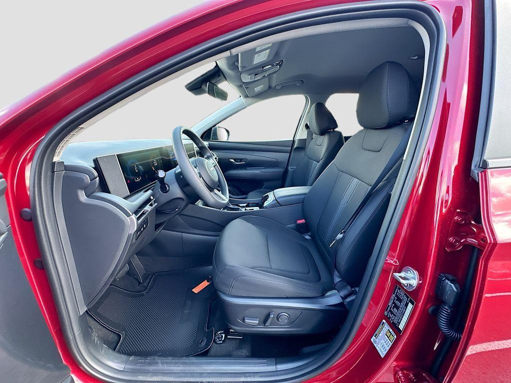 new 2025 Hyundai Tucson car, priced at $33,315