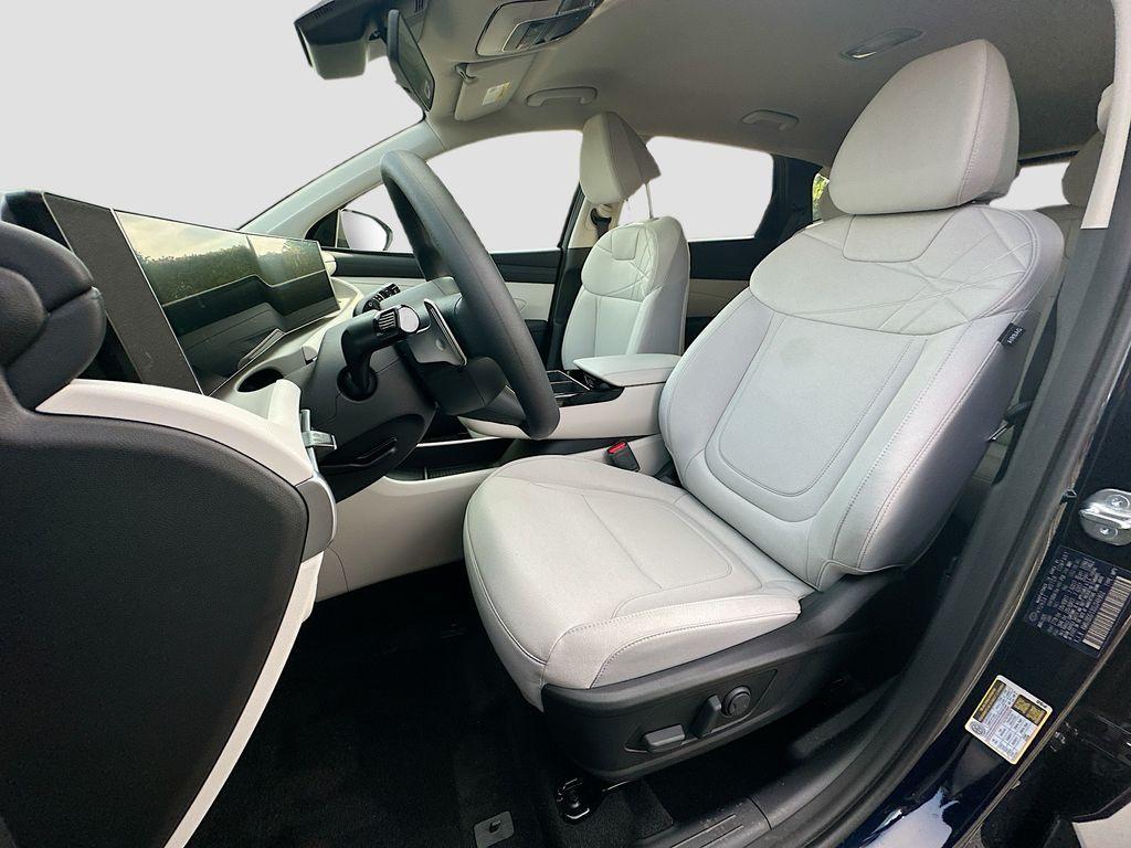 new 2025 Hyundai TUCSON Hybrid car, priced at $35,475