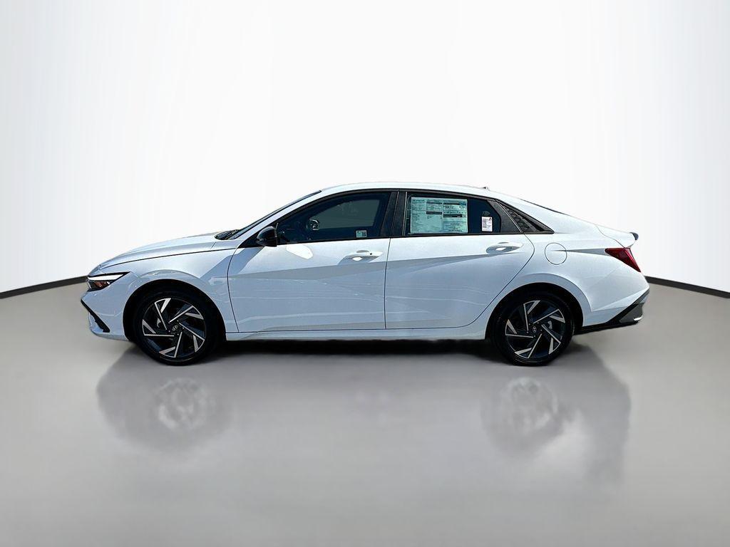 new 2025 Hyundai ELANTRA HEV car, priced at $29,685