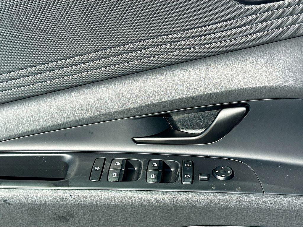 new 2025 Hyundai ELANTRA HEV car, priced at $29,685