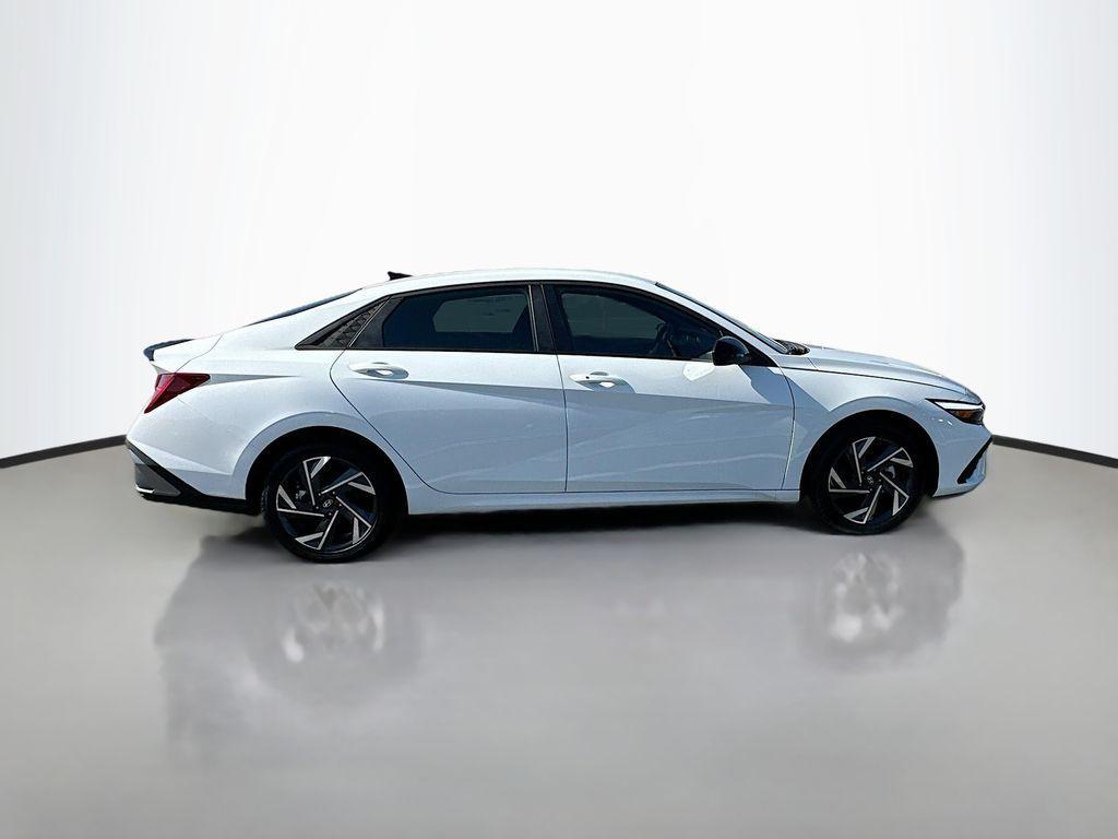 new 2025 Hyundai ELANTRA HEV car, priced at $29,685