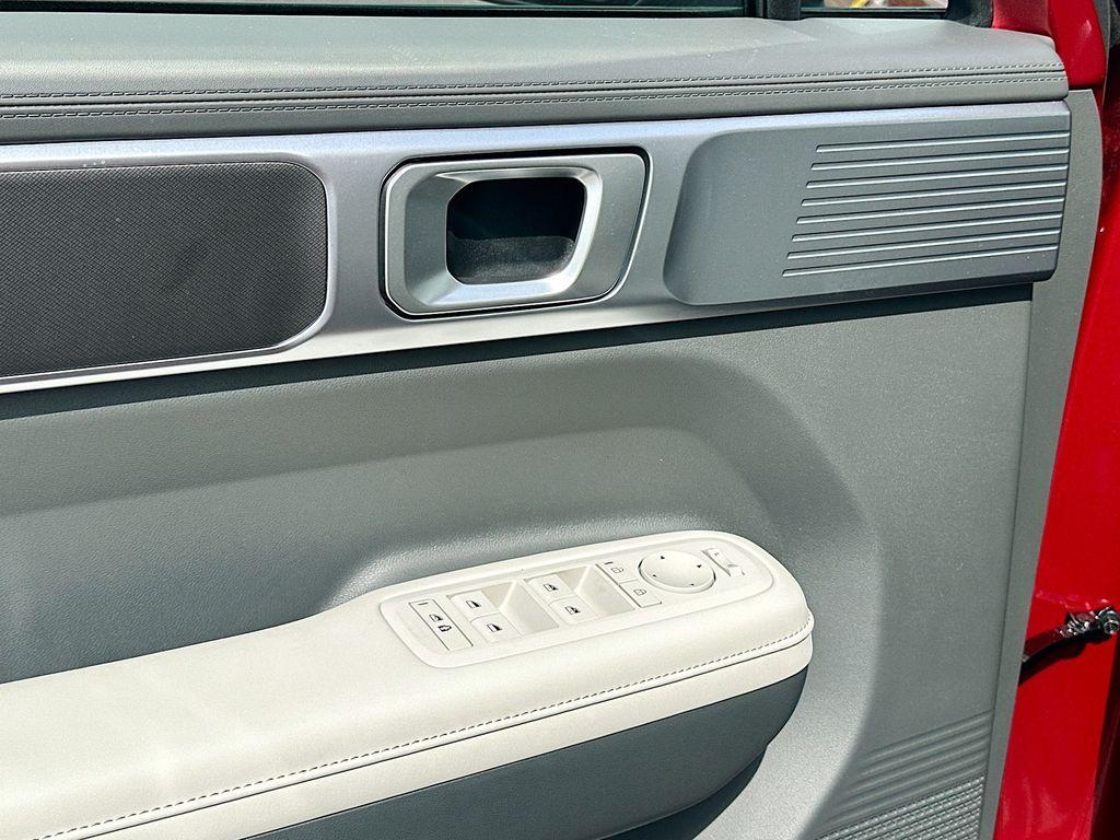 new 2025 Hyundai Santa Fe car, priced at $39,670