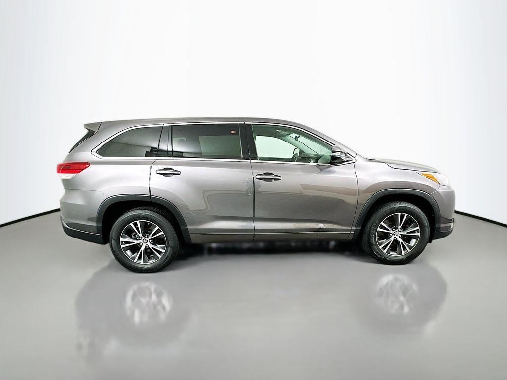 used 2018 Toyota Highlander car, priced at $17,999
