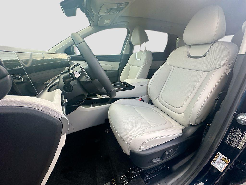 new 2025 Hyundai TUCSON Hybrid car, priced at $43,350