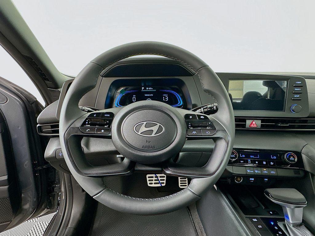 new 2025 Hyundai Elantra car, priced at $24,665