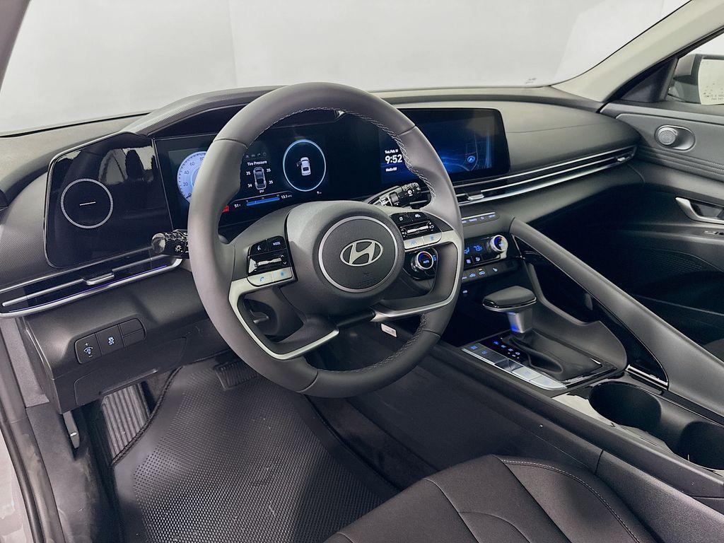 new 2025 Hyundai Elantra car, priced at $27,460