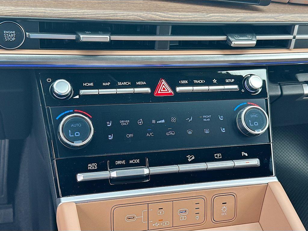 new 2025 Hyundai SANTA FE HEV car