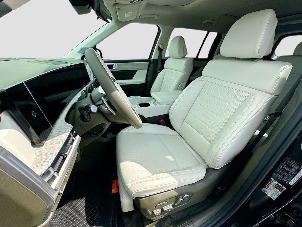 new 2025 Hyundai SANTA FE HEV car, priced at $50,025