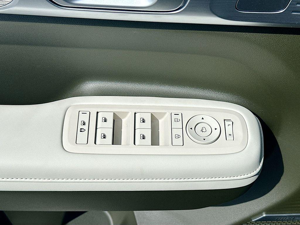new 2025 Hyundai SANTA FE HEV car, priced at $50,025