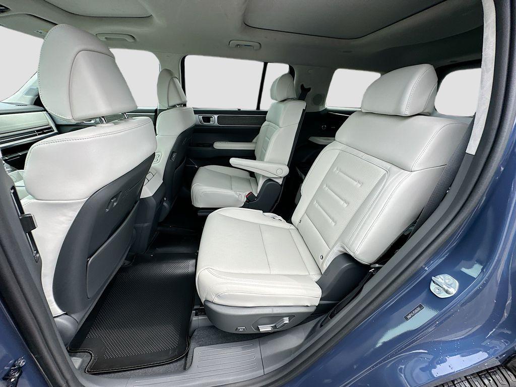 new 2025 Hyundai SANTA FE HEV car, priced at $50,155