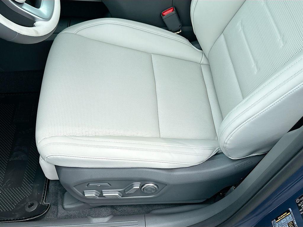 new 2025 Hyundai SANTA FE HEV car, priced at $50,155