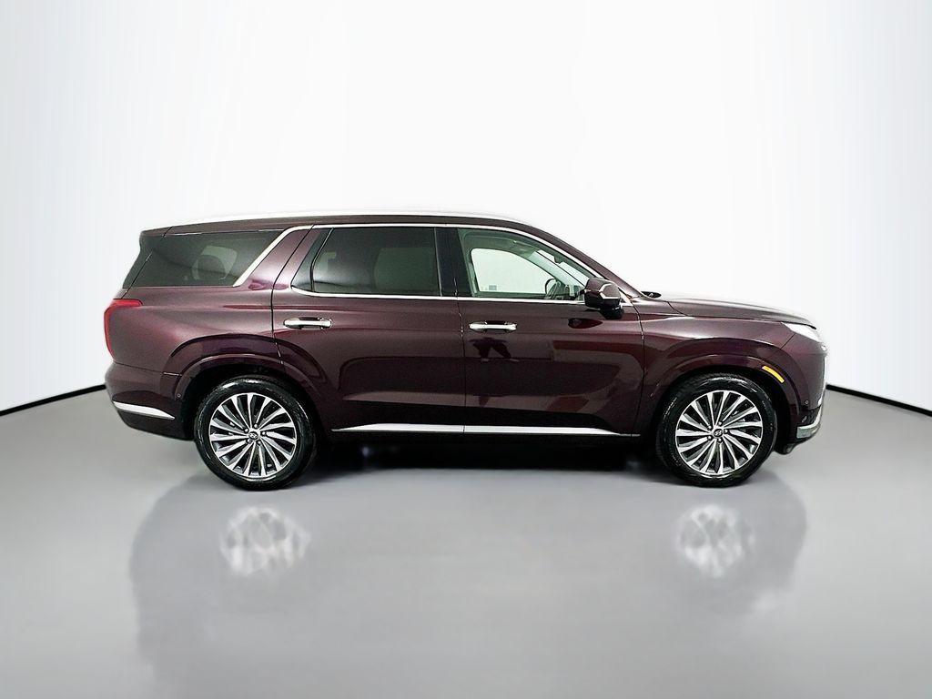 used 2024 Hyundai Palisade car, priced at $37,900