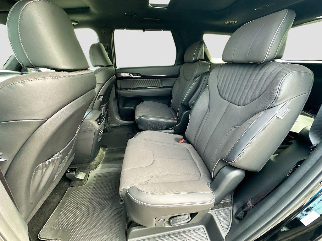 new 2025 Hyundai Palisade car, priced at $56,755