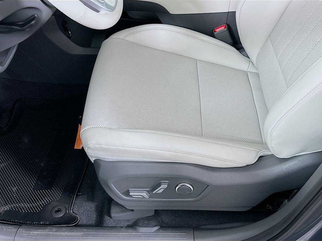 new 2026 Hyundai SANTA FE HEV car, priced at $42,585
