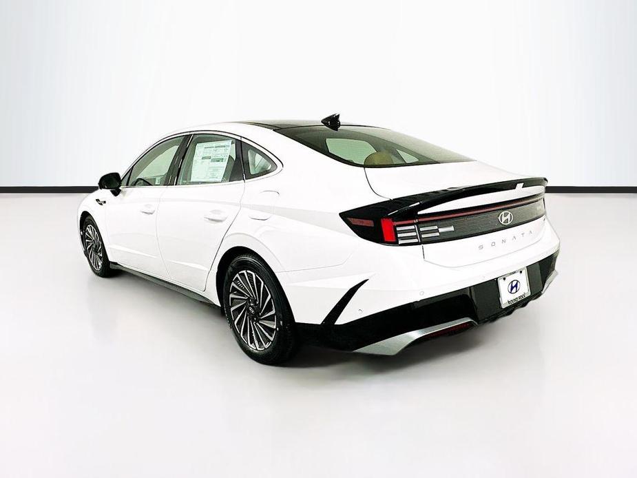 new 2024 Hyundai Sonata Hybrid car, priced at $39,365