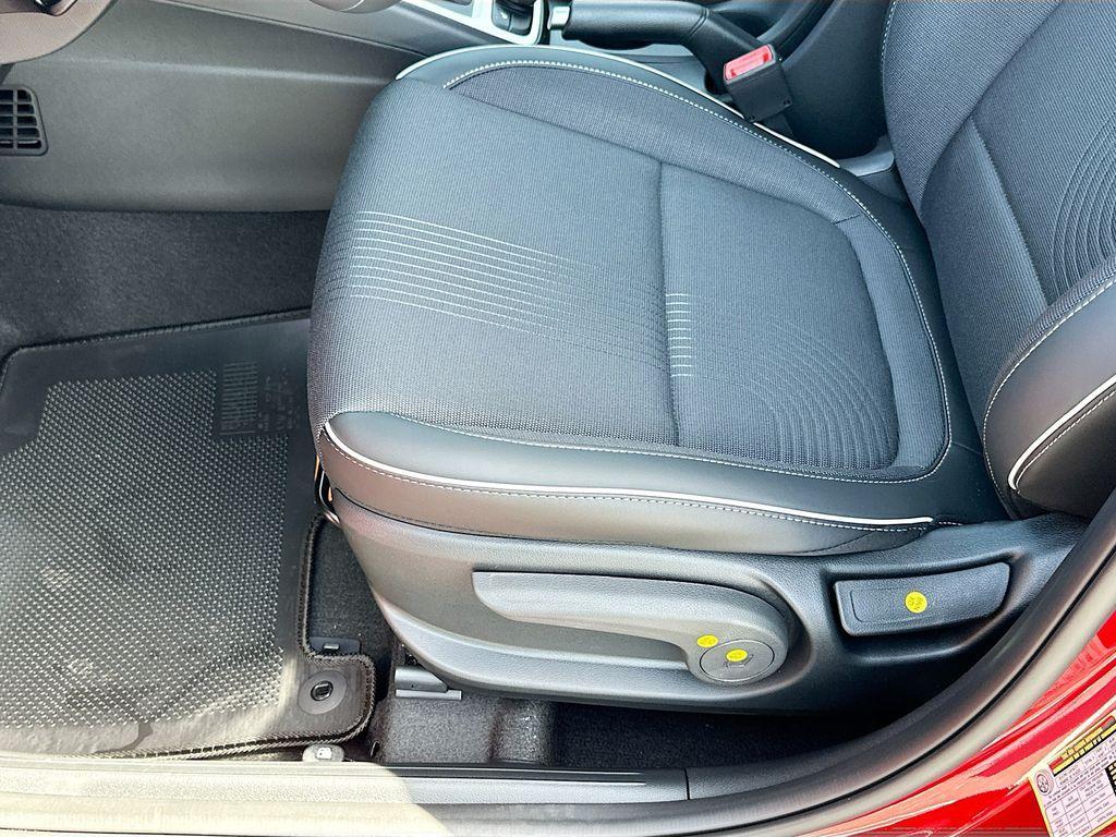 new 2025 Hyundai Venue car, priced at $26,135