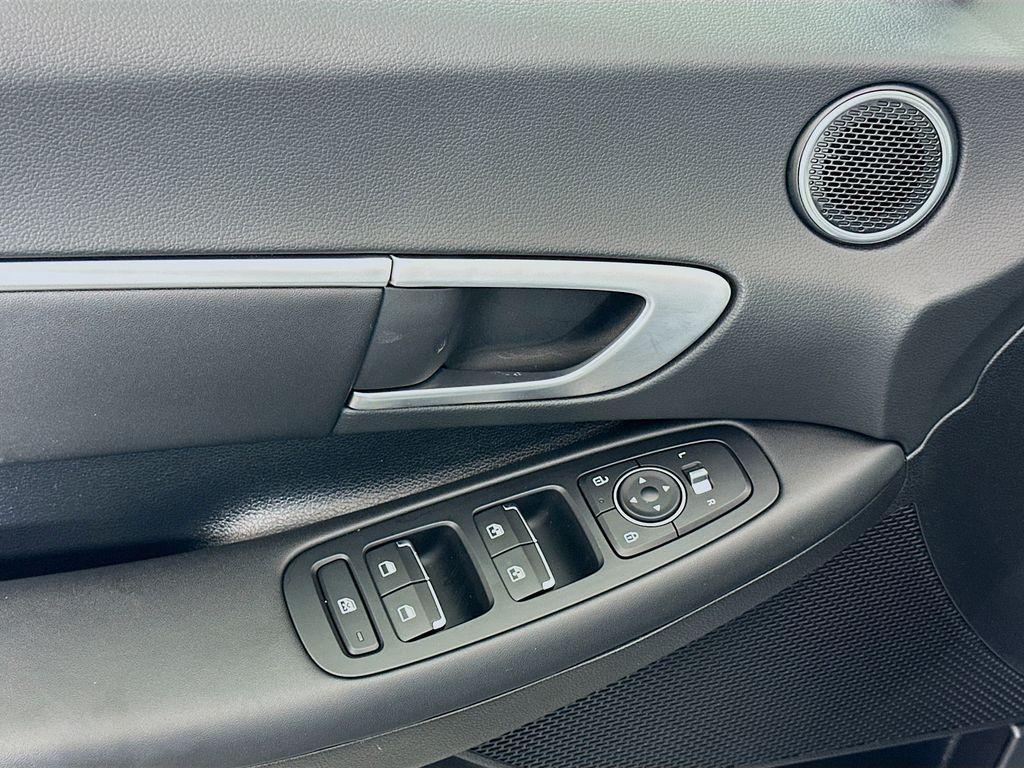 used 2024 Hyundai Sonata Hybrid car, priced at $25,815