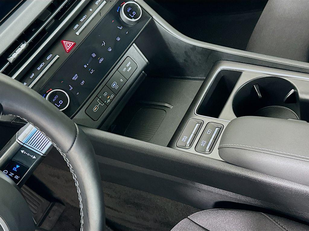 used 2024 Hyundai Sonata Hybrid car, priced at $25,815
