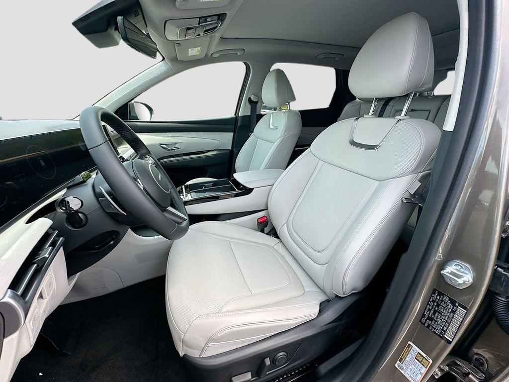new 2025 Hyundai TUCSON Hybrid car, priced at $43,360