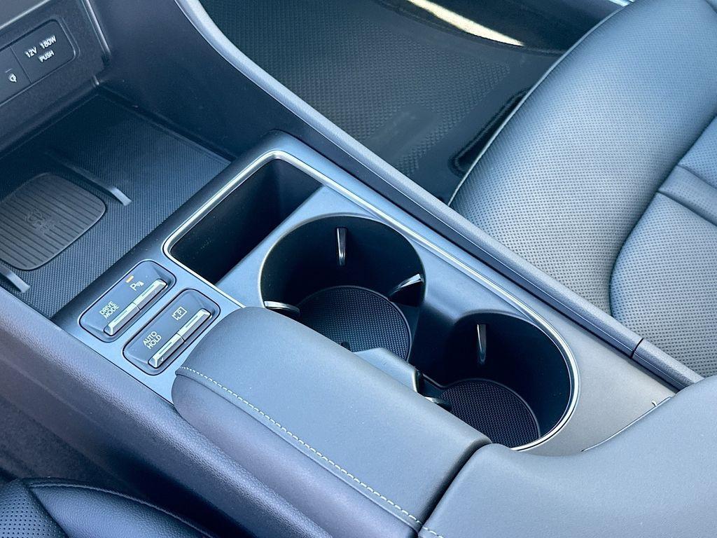 new 2025 Hyundai Sonata Hybrid car, priced at $39,460